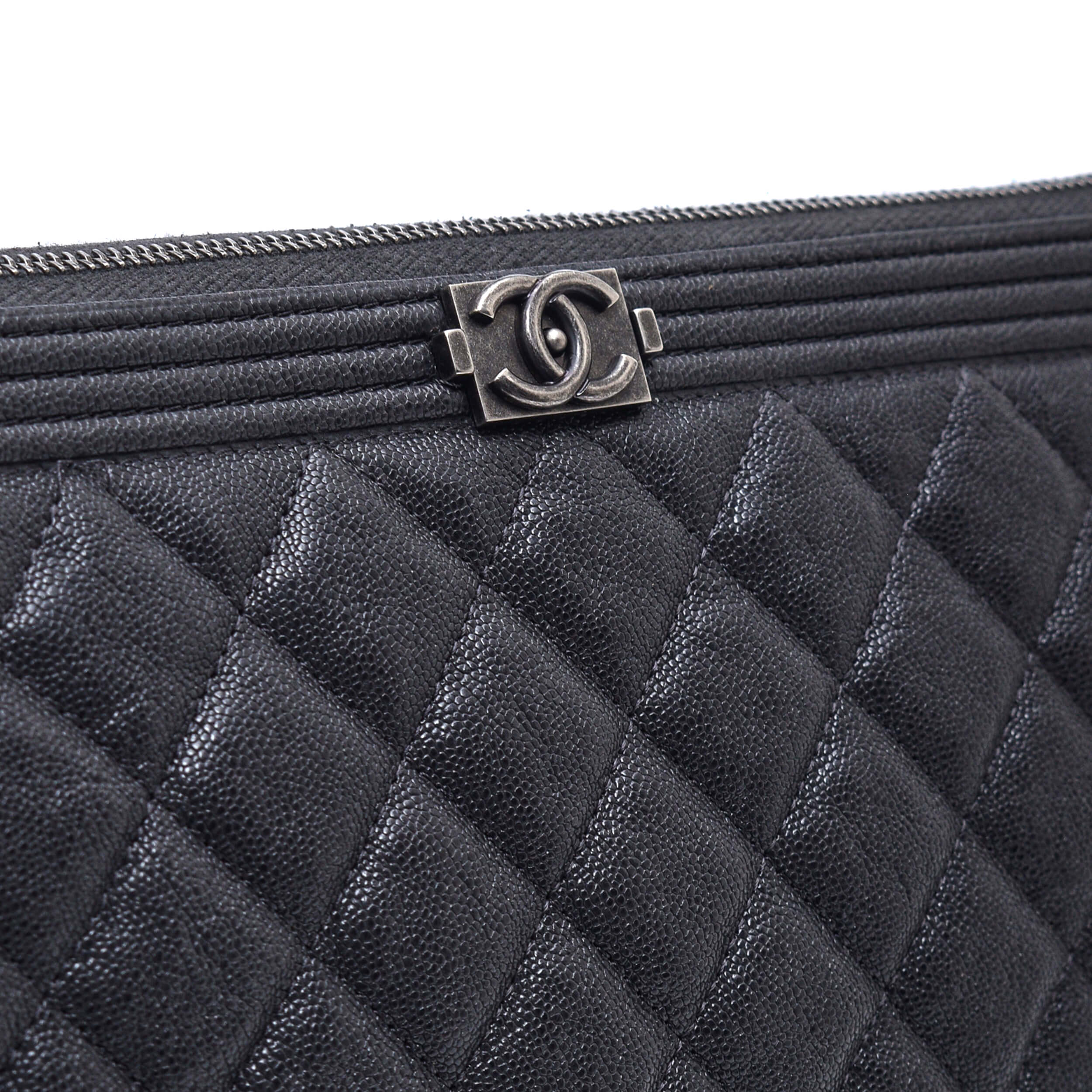 Chanel - Anthracite Quilted Caviar Leather O Case Large Clutch Bag